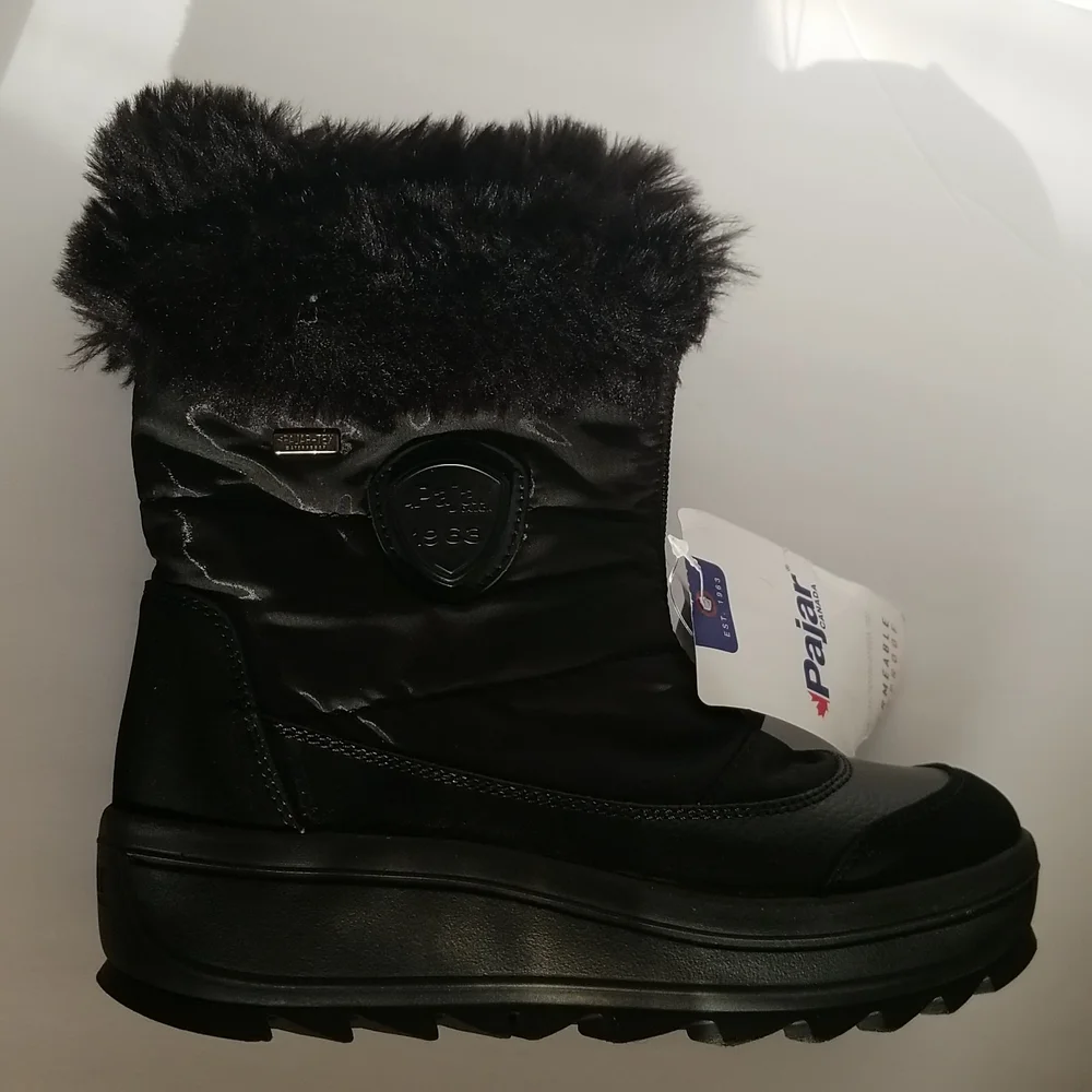 Pajar Canada Temoen Waterproof Faux Fur Lug Sole Boots 8 8.5 Traction Platform